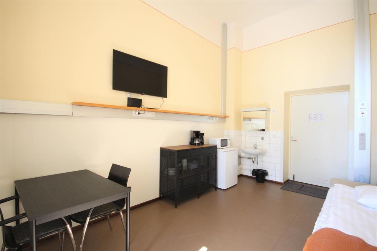 Forenom Hostel Roeykkae Kiljava 外观 照片