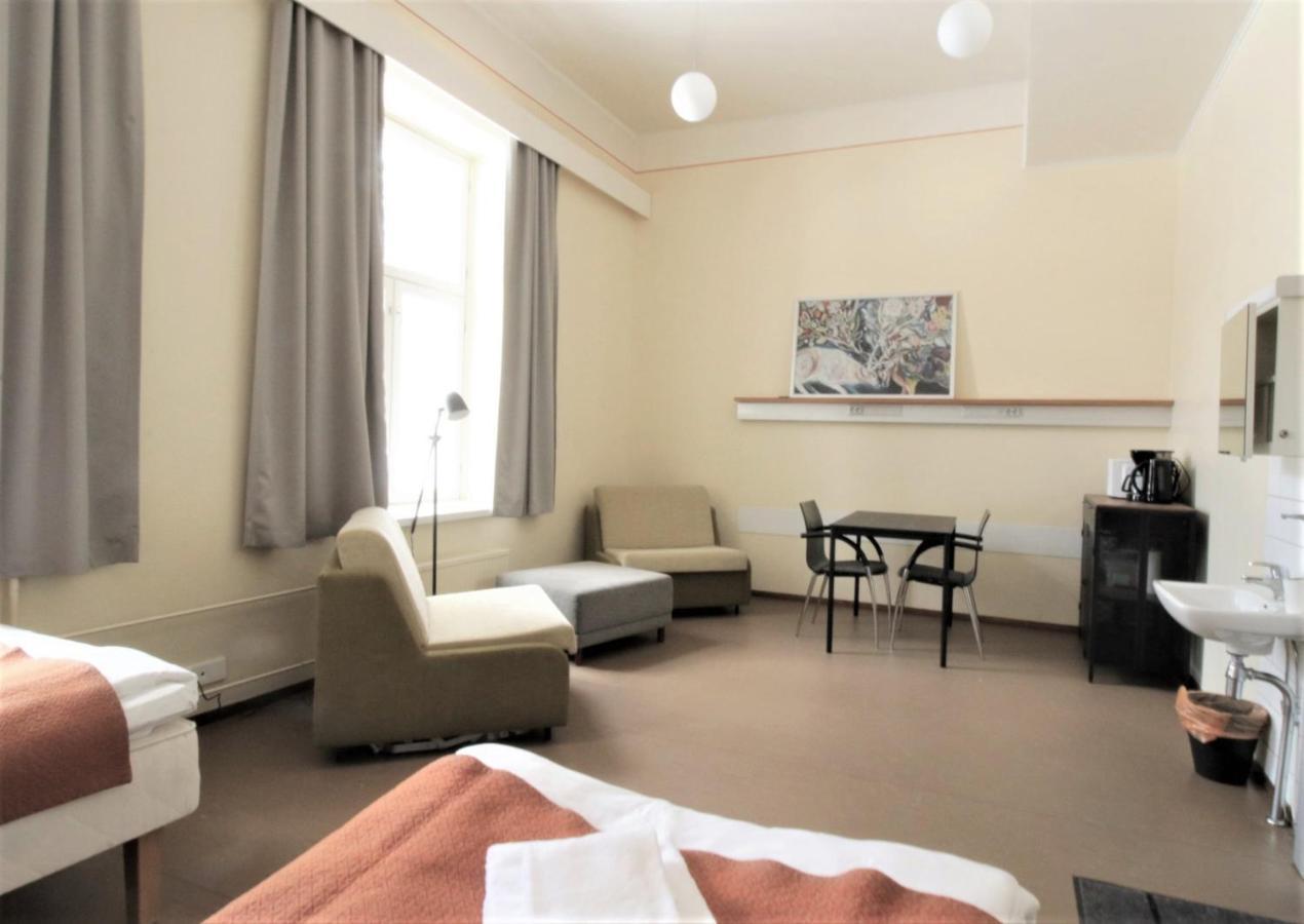 Forenom Hostel Roeykkae Kiljava 外观 照片